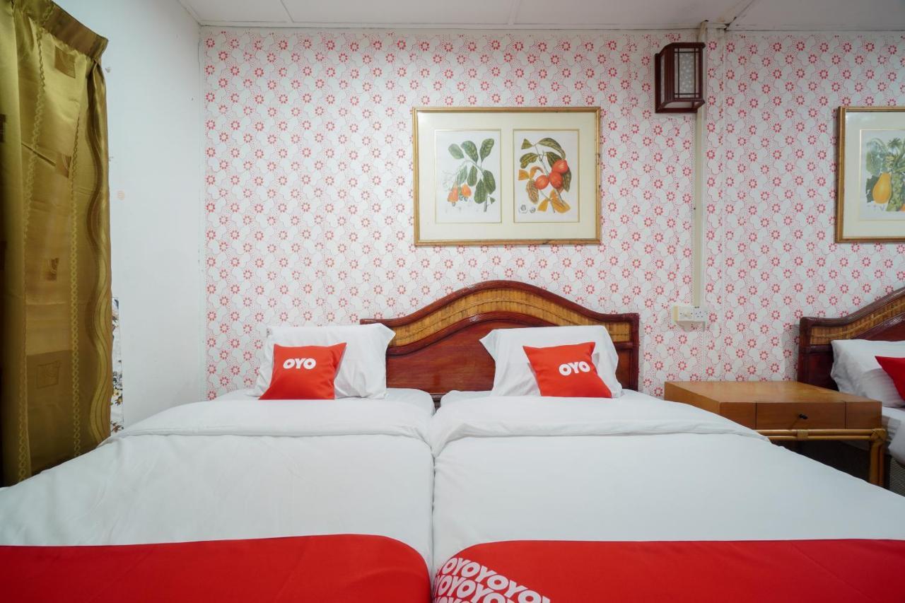 Oyo 89646 Panvill Resort Kampong Pasir Bogak Kültér fotó